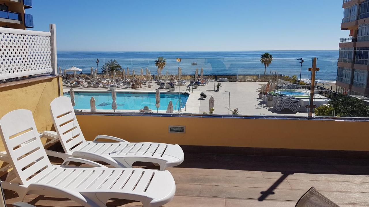 Penthouse Sea Views + Private Solarium Apartment Фуeнхирола Екстериор снимка