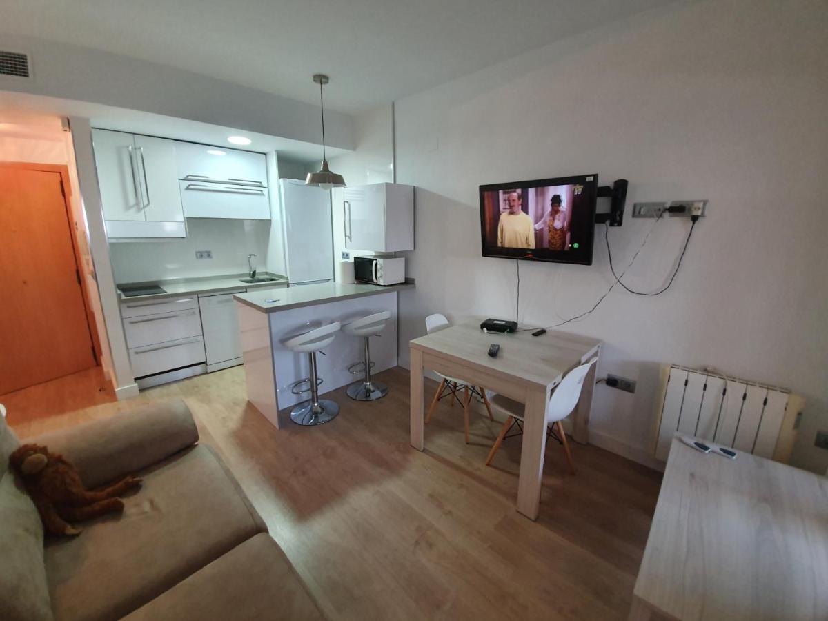 Penthouse Sea Views + Private Solarium Apartment Фуeнхирола Екстериор снимка